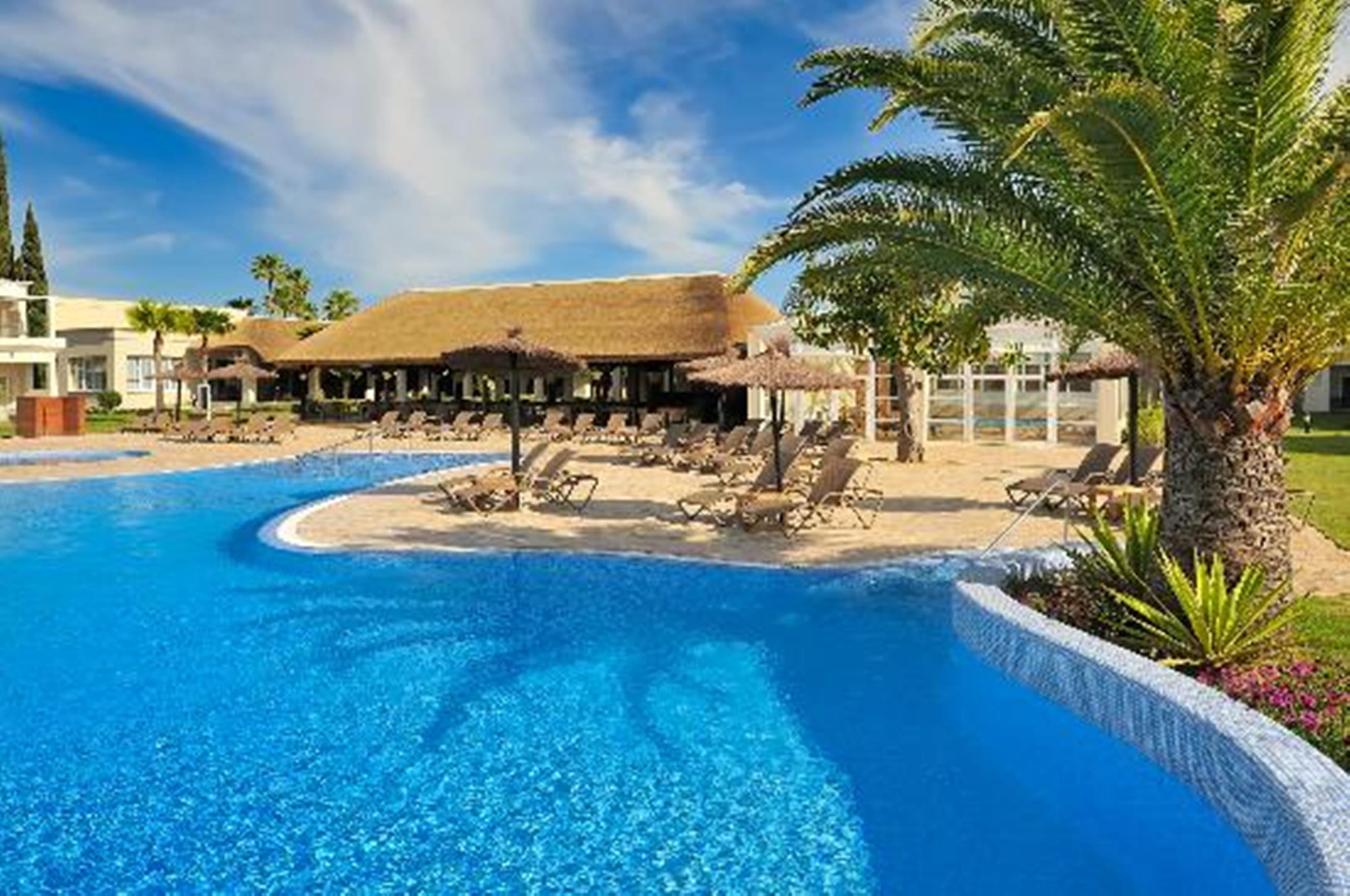 Vincci Resort Costa Golf Chiclana de la Frontera Facilities photo