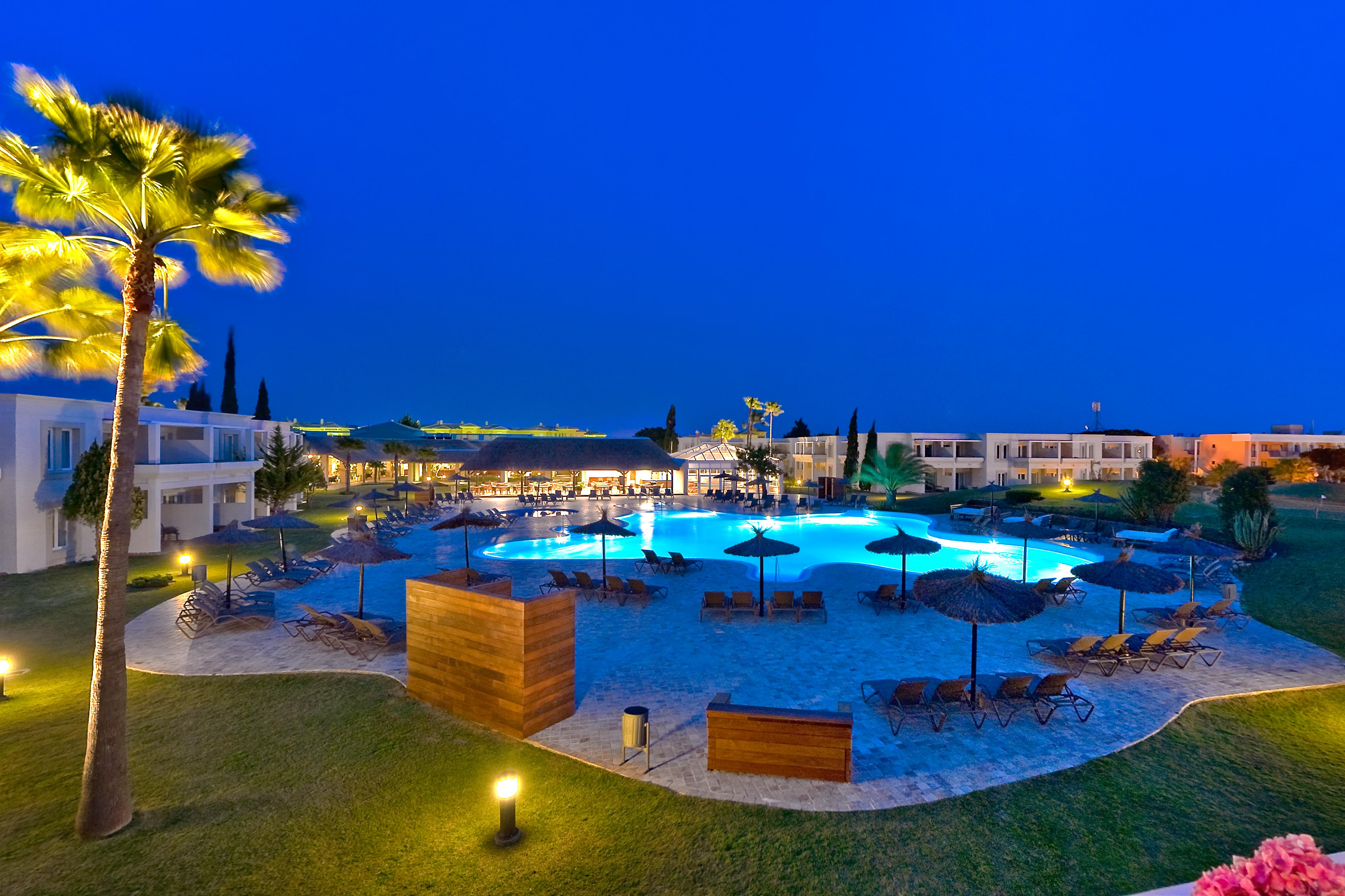 Vincci Resort Costa Golf Chiclana de la Frontera Exterior photo