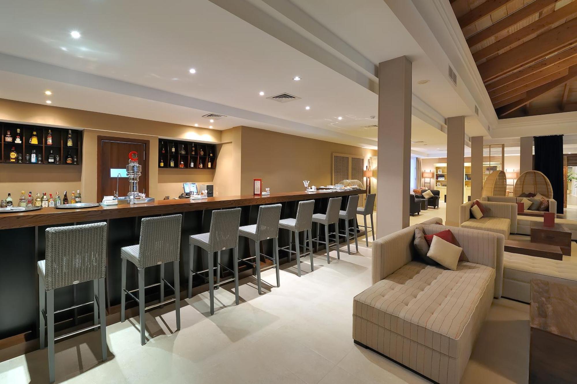 Vincci Resort Costa Golf Chiclana de la Frontera Exterior photo