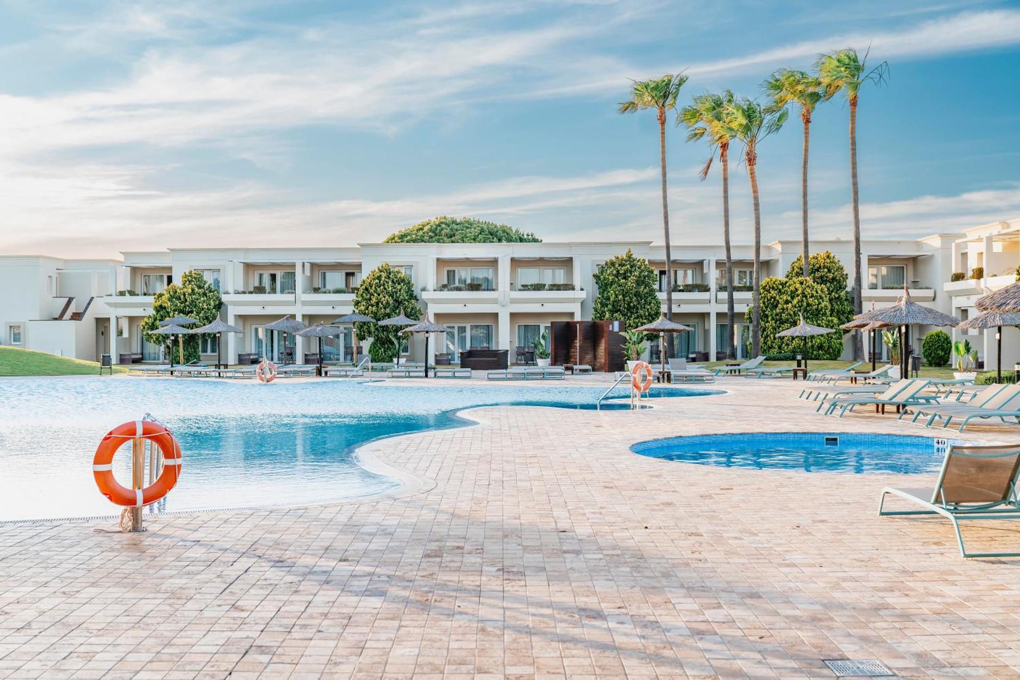 Vincci Resort Costa Golf Chiclana de la Frontera Exterior photo