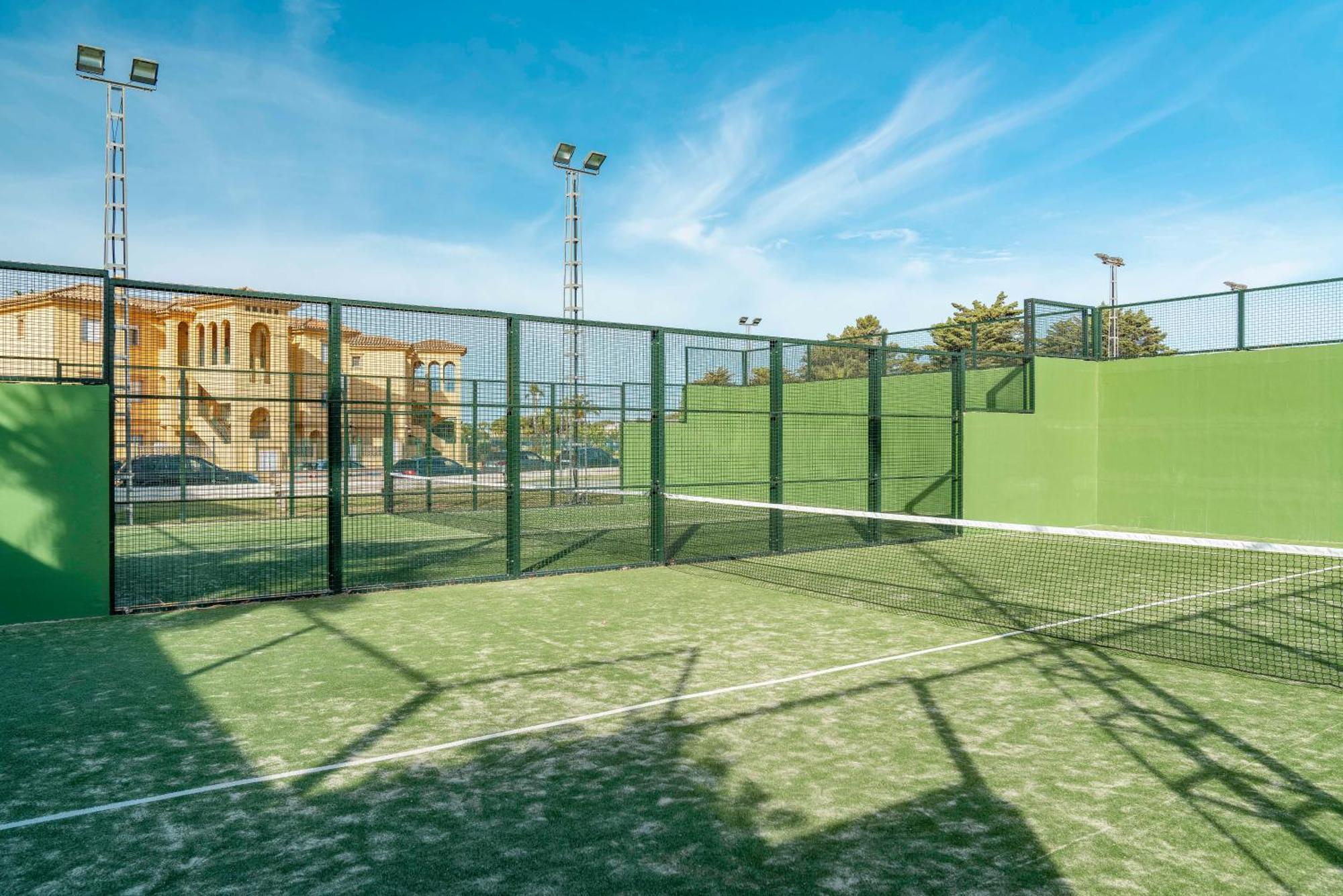 Vincci Resort Costa Golf Chiclana de la Frontera Exterior photo